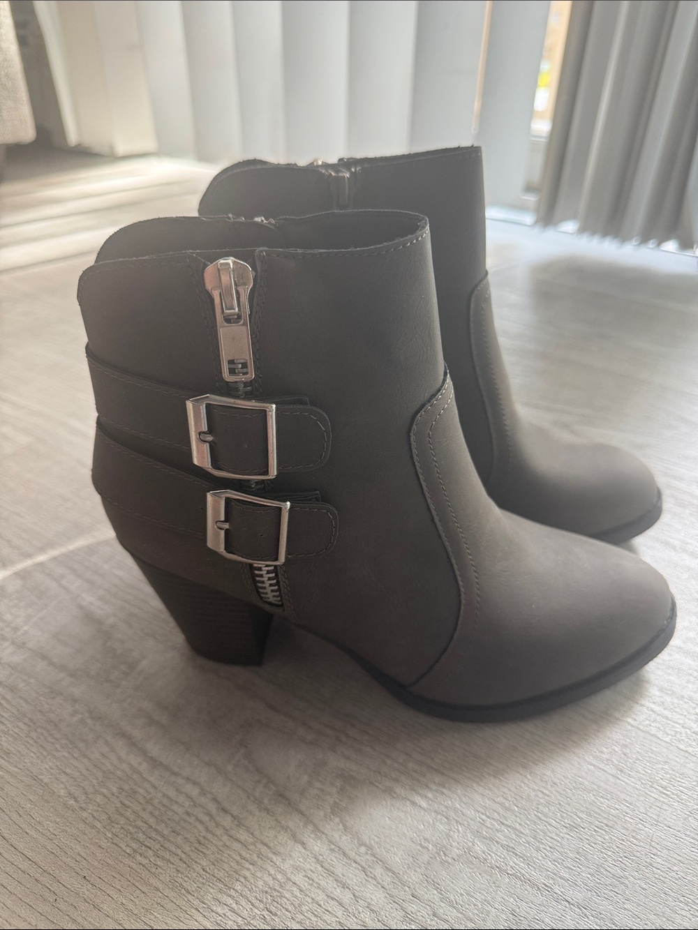 Mossimo Supply Co. Gray Buckle Ankle Boots